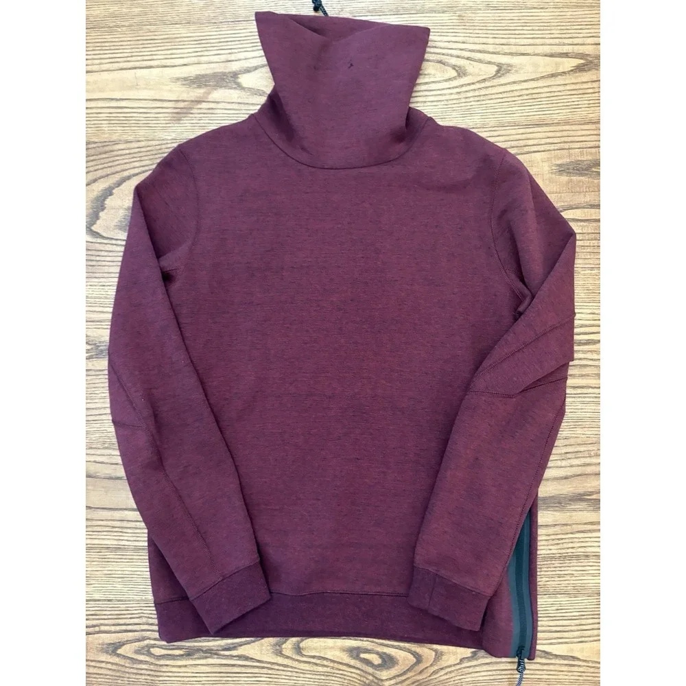 Nike Men's Medium Red/Black/Heather Fleece Funnel Neck ‎ Sweatshirt 679908-677